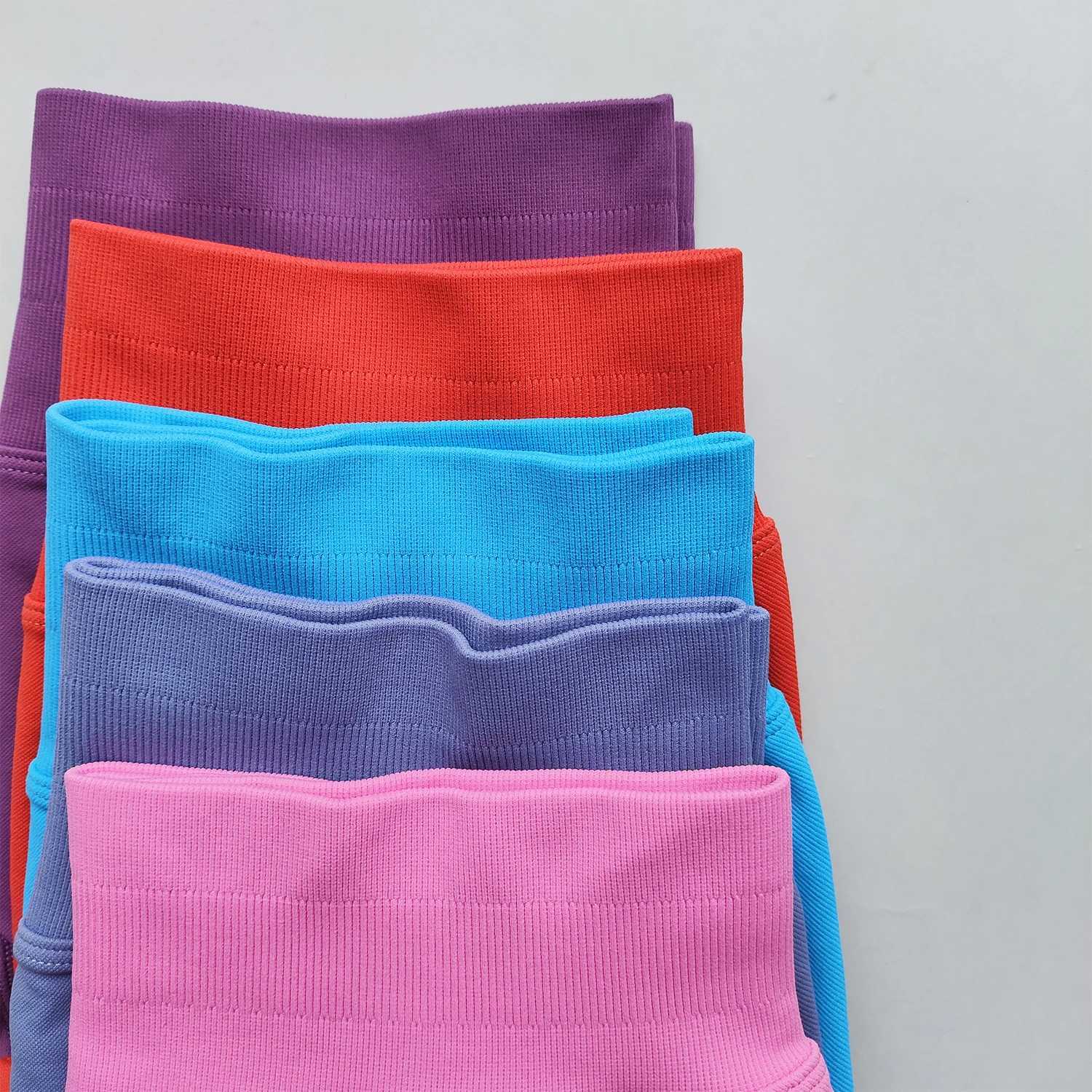 4.5 Womens Gym Shorts Scrunch Shorts Low Ribbed Band Workout Seamless Shorts Booty High Stretch Running Gym Sporty ShortsXJ250724