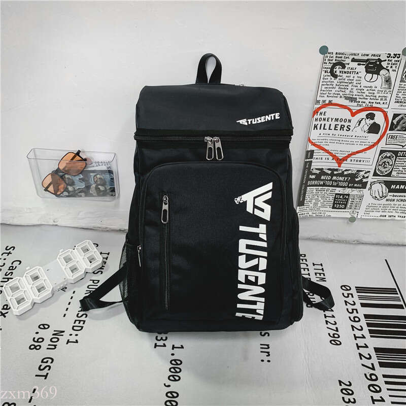 Large Capacity Men, Badminton Double Shoulder Bag, Niche High-End Feel Backpack, High-Value Backpack for Men