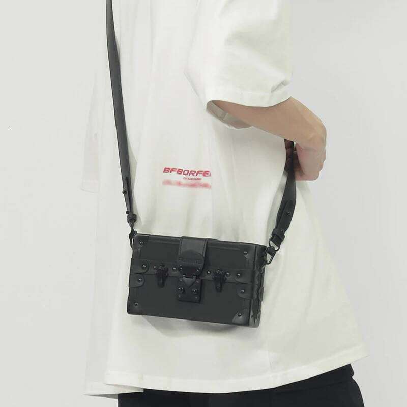 Designer Men Pu Leather Box Shape Unisex Small Square 2023 New Single Shoulder Crossbody Bag