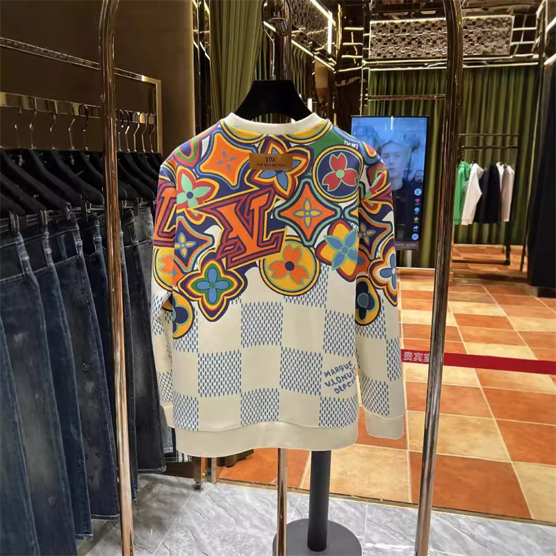 new Free shipping designer autumn and winter fashionable mens and women hoodie outdoor sports casual long sleeved printed casual jacket