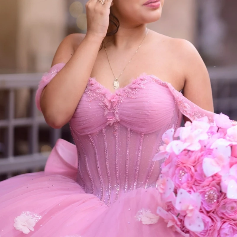 Pink Shiny Quinceanera Dresses Off Shoulder Ball Gown Sweet 16 Dress Applique Flower Beads Bow Tull Corset Birthday Party Vestidos 15 Anos