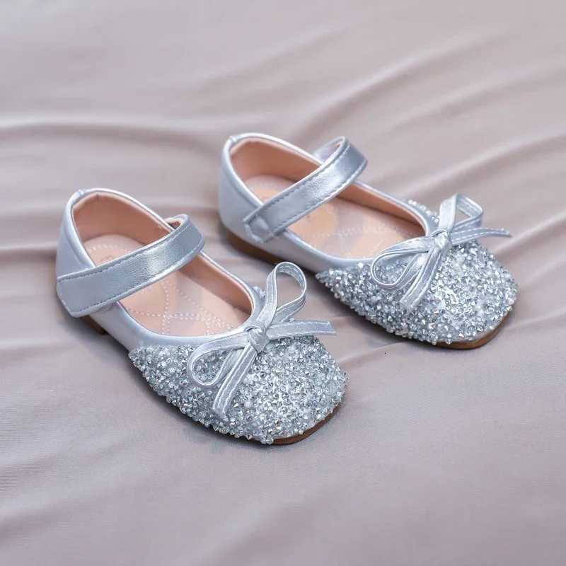 Luxury Girl Shoes Rhinestone Chic Childrens Leather Shoes Spring Autumn Bowknot Kids Fashion Princess Casual Flat Shoes XJ250724