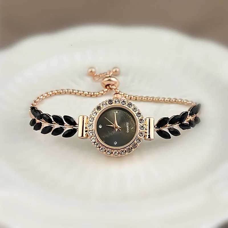 Womens Watch Simple Luxury Water Diamond Quartz Bracelet Watch W250724