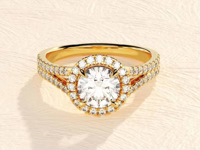 Luxurious 925 Sterling Silver Moissanite Diamond Ring 18K White Gold Plated Designed for Women and Girls