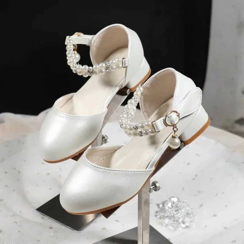 New Girls Shoes Fashion Childrens Pearls Princess Sandals Bling Summer Sandals Toddler par Breathable Kids Shoes XJ250724