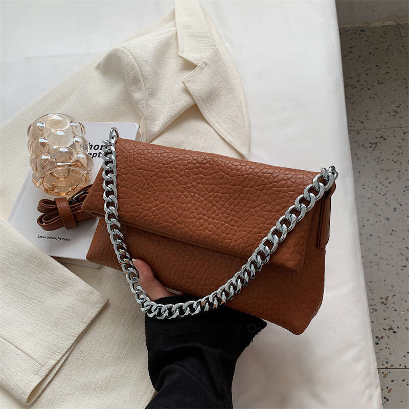 2022 Summer Trend New High-Quality Soft Leather Handbag for Women, Niche Design Chain Crossbody Bag