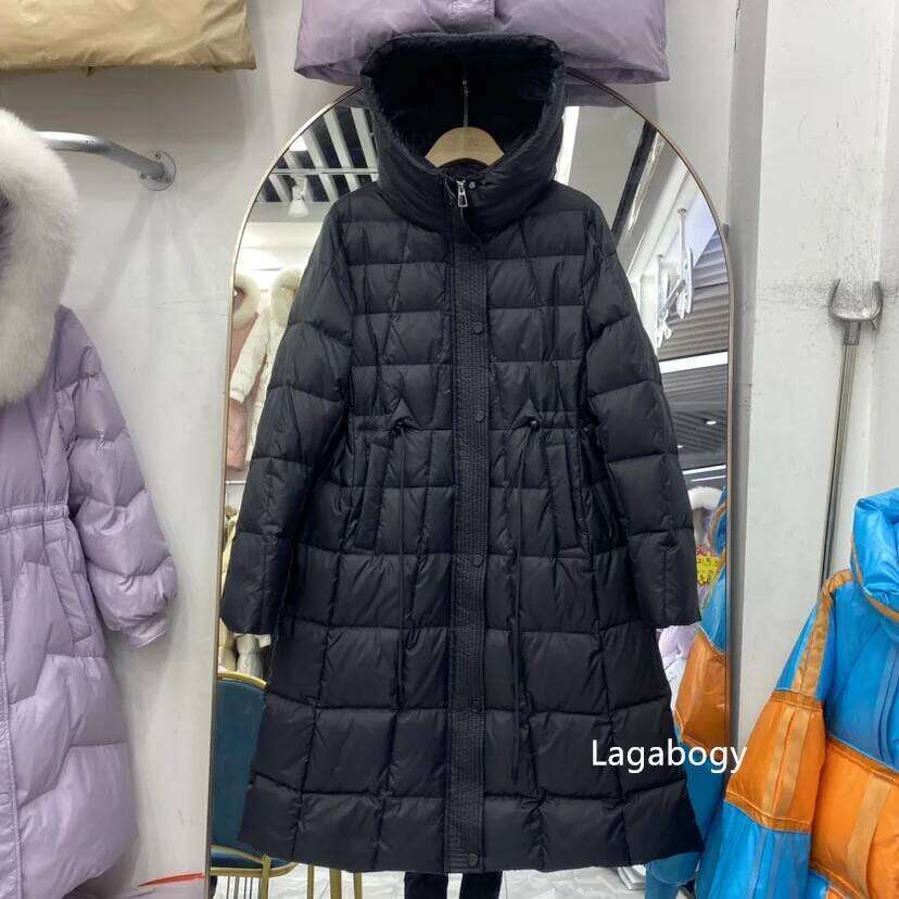 Lagabogy 2025 New Winter Women White Duck Down Jacket Slim Puffer Overcoat Long Pocket Coat Female Hooded Thick Warm Parkas