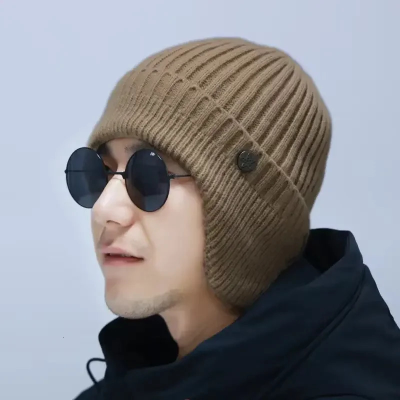 Fashion Men Wool Warm Knitted Hat Ear Protection Hat Skullies Beanies Double layer Velvet Thickened Ski Hat Beanies for Men 250722