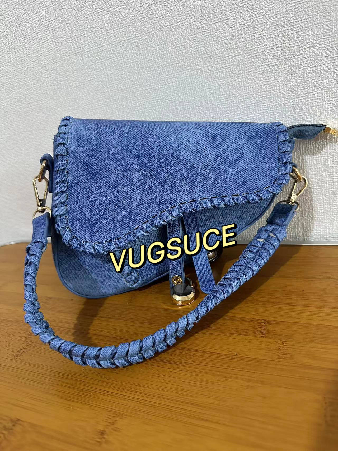 2024 Women's Autumn New Fashion Single Cross Shoulder Personalized Saddle Korean Edition Solid Color Literary Trendy Bag for Women 20*17*16cm
