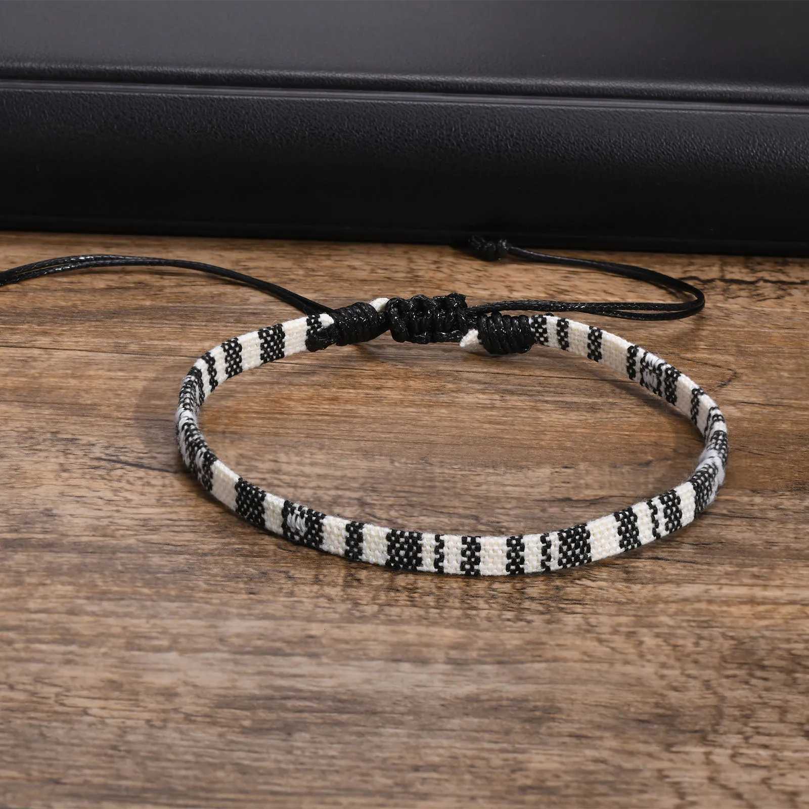 Mens Surfer AnkletsBohemia Handmade Rope Cord Chain Barefoot Ankle to Boys Male Summer Holiday Beach JewelryLength Adjustable S250723