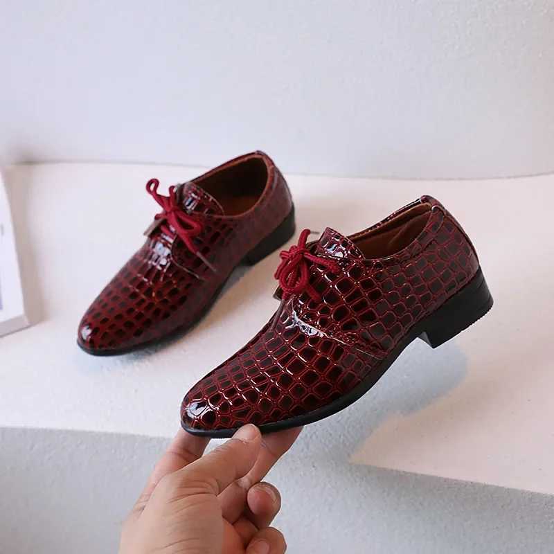 Fashion Leather Shoe New Versatile Pointed Child Shoes Trendy Retro Simple Boy Shoe Classic Anti Slip Soft Performance Shoes XJ250724