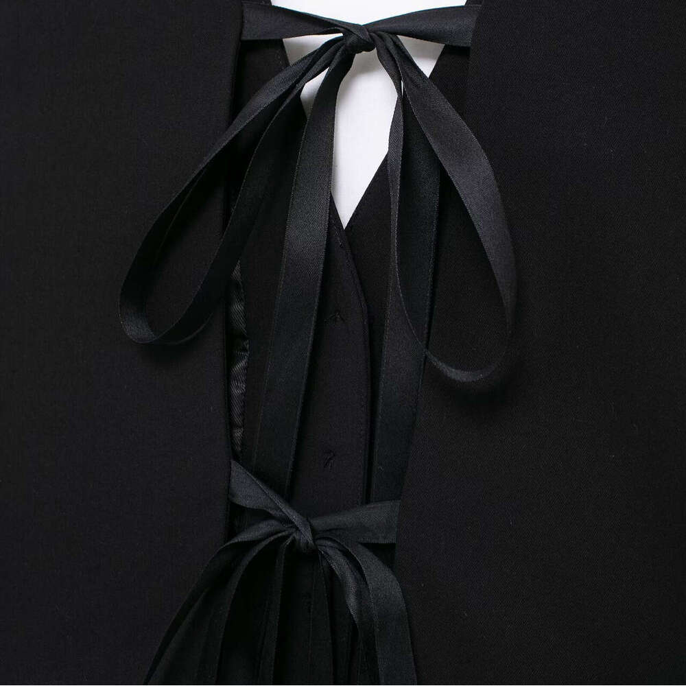 TRAFZA Spring New Style Sexy Backless Fashion Bowknot Decorated Straight Tank Top B5