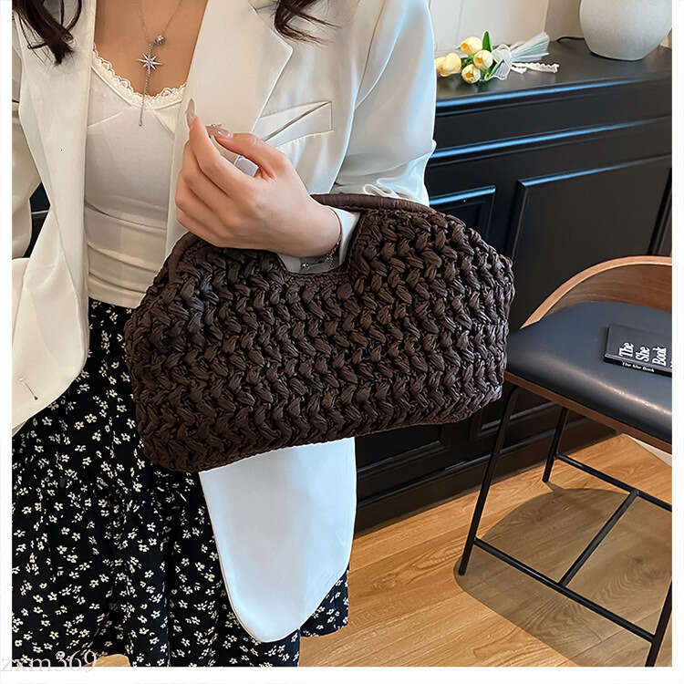 2025 New Chain Handbag Crossbody Women's Woven Fabric Stitched Fashion Elegant Style Bag