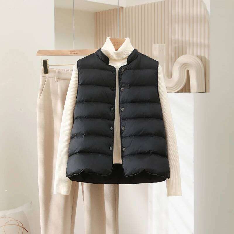 Lagabogy 2025 Female 90% White Duck Down Ultra Lightweight Warm Liner Vest New Women Sleeveless Single-Breasted Puffer Jacket 250725
