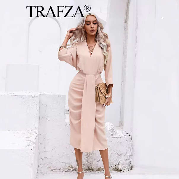 TRAFZA Spring New V-Neck Slim Pleated Dress B5