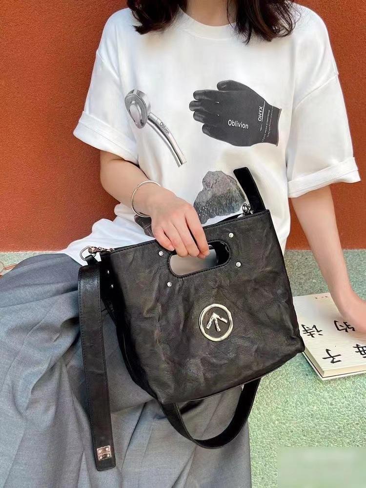 New free designer bag new genuine leather women's bag Niche handbag handheld shoulder bag new free designer bag