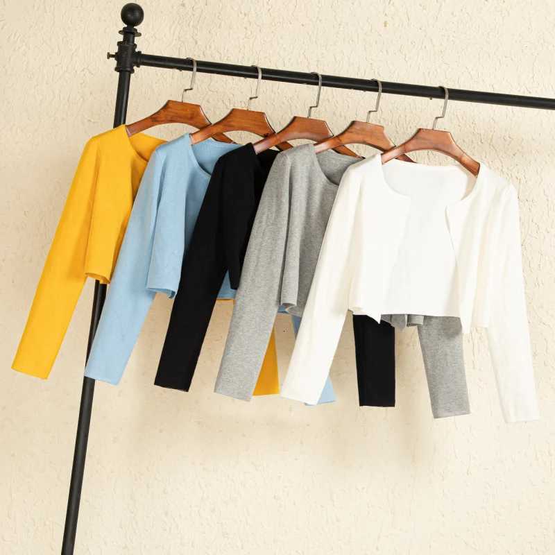 Black Cropped Knitted Sweater Korean Style Womens Coat Spring 2025 Long Sleeve Top Cardigan Female Clothing Blouses X250724