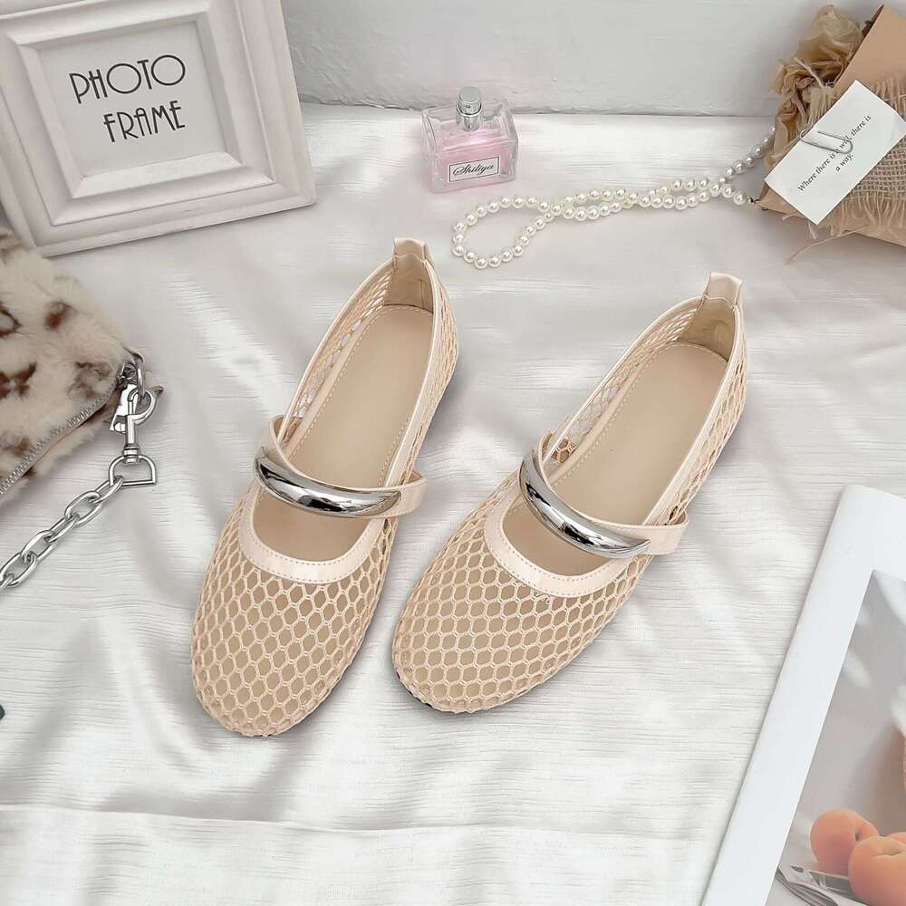 Designer Summer New Hollow Mesh Sandals for Women, Fashionable Soft Sole Casual Style Woven Breathable Women's Shoes