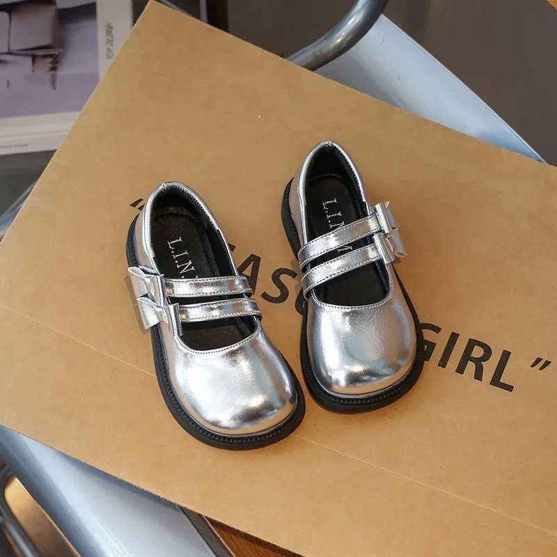 New Childrens Leather Shoes Sweet Princess Shoes for Girls Fashion Side Bowknot Kids Casual Silver Flat Shoes Simple Versatile XJ250724