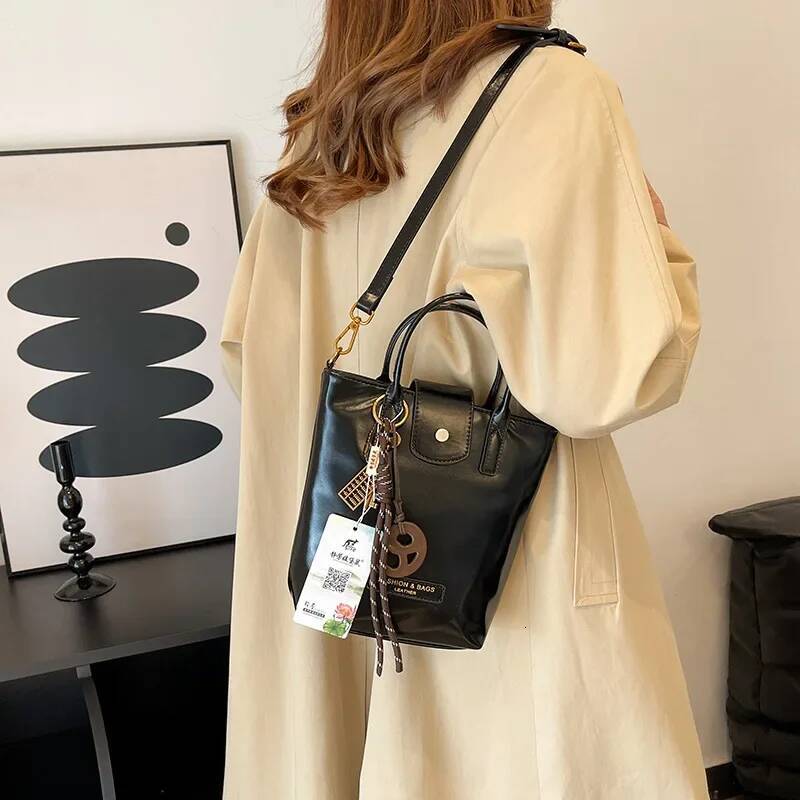 European Style Tote Bag, Adjustable Shoulder Crossbody Purse for Women high-quality