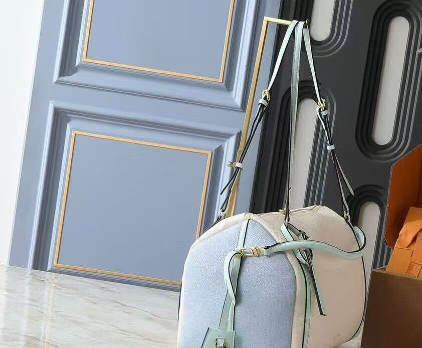 Designer Bags luxury Women's Cowhide Leather autumn&winterShoulder Vintage Soft Messenger Handbag Fashion Crossbody Bags Female Underarm Bag