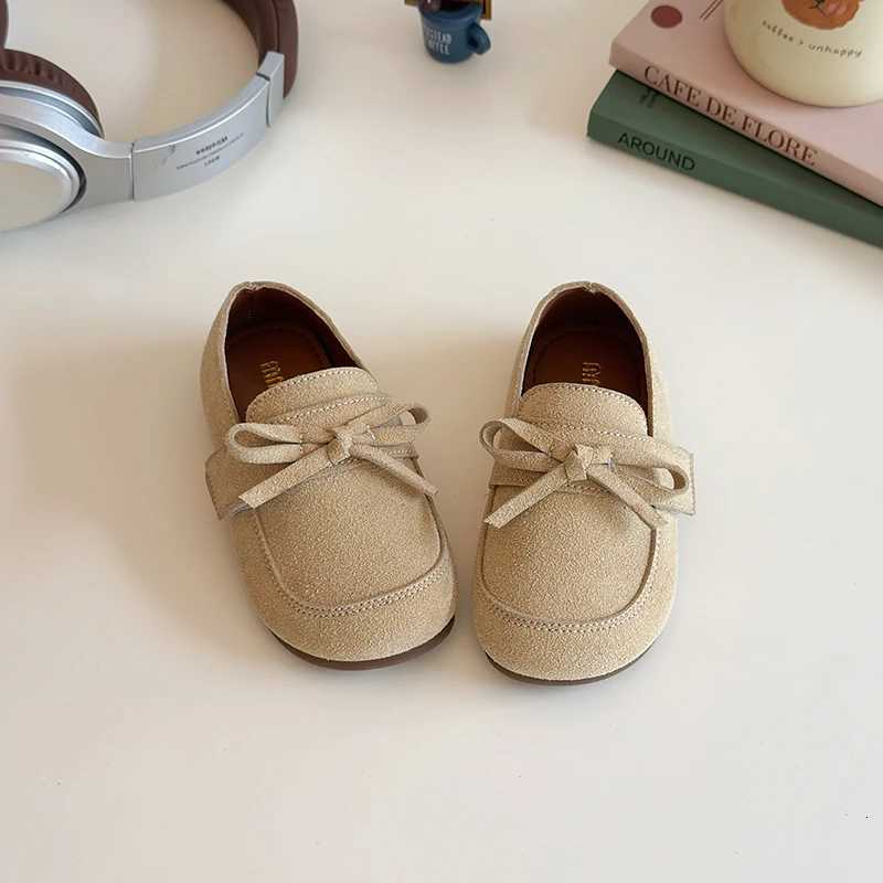 Fashion Kids Shoes For Girls Children Leather Shoes British Style Boys Loafers Baby Toddler Suede Sneakers Walkers Comfort Flats XJ250724