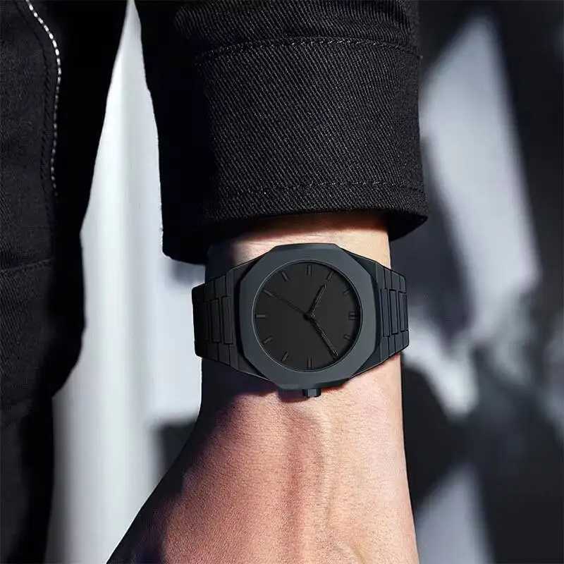 2023 Casual Men Sports Watches Fashion Plastic Strap Quartz Wristwatches For Mens Clock Reloj Hombre W250724