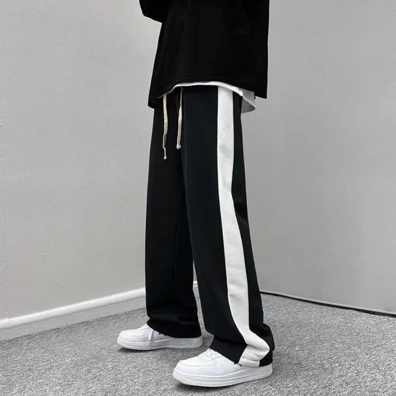 Sweatshirts White Sweatsuit Oversized T-shirts Pants Suits for Men Cotton Man Trousers Sets Tracksuit Cool Elastic Basic Xl Tee 250717