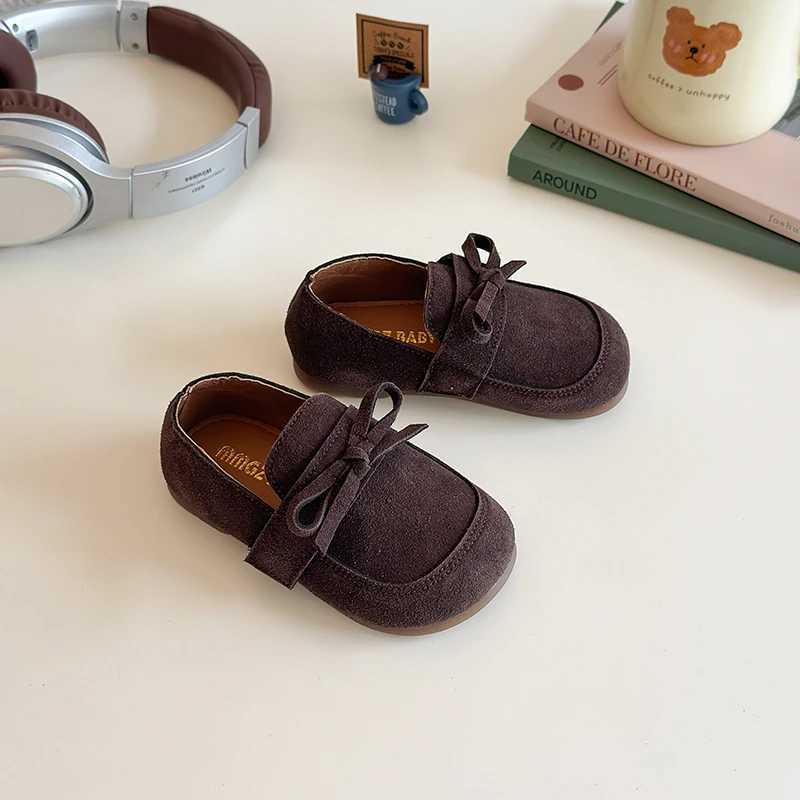 Fashion Kids Shoes For Girls Children Leather Shoes British Style Boys Loafers Baby Toddler Suede Sneakers Walkers Comfort Flats XJ250724
