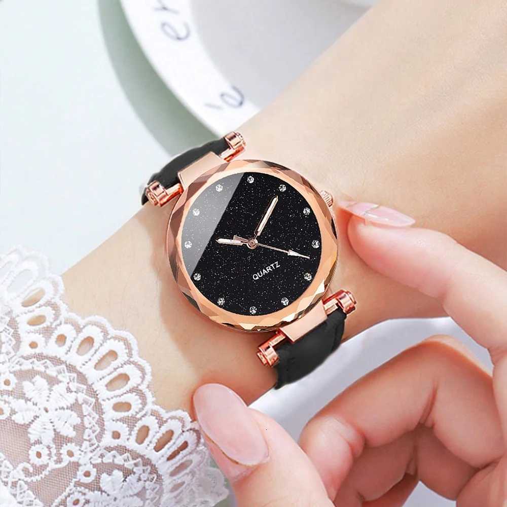 5PCS Womens Luxury Leather Analog Ladies Quartz Wrist Watch Fashion Bracelet Watch Set Holiday Gifts Montre Femme W250724