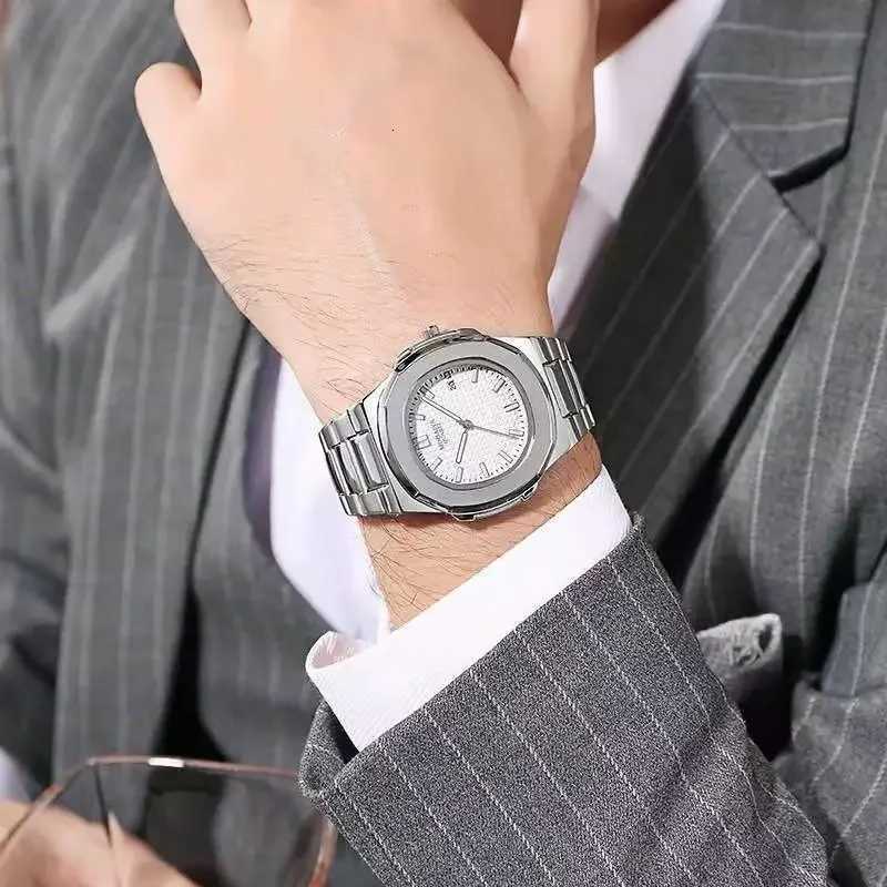 Fashion Luxury Business Square Quartz Watches Classic Stripe Design Dial with Stainless Steel Band Wristwatch for Men W250724