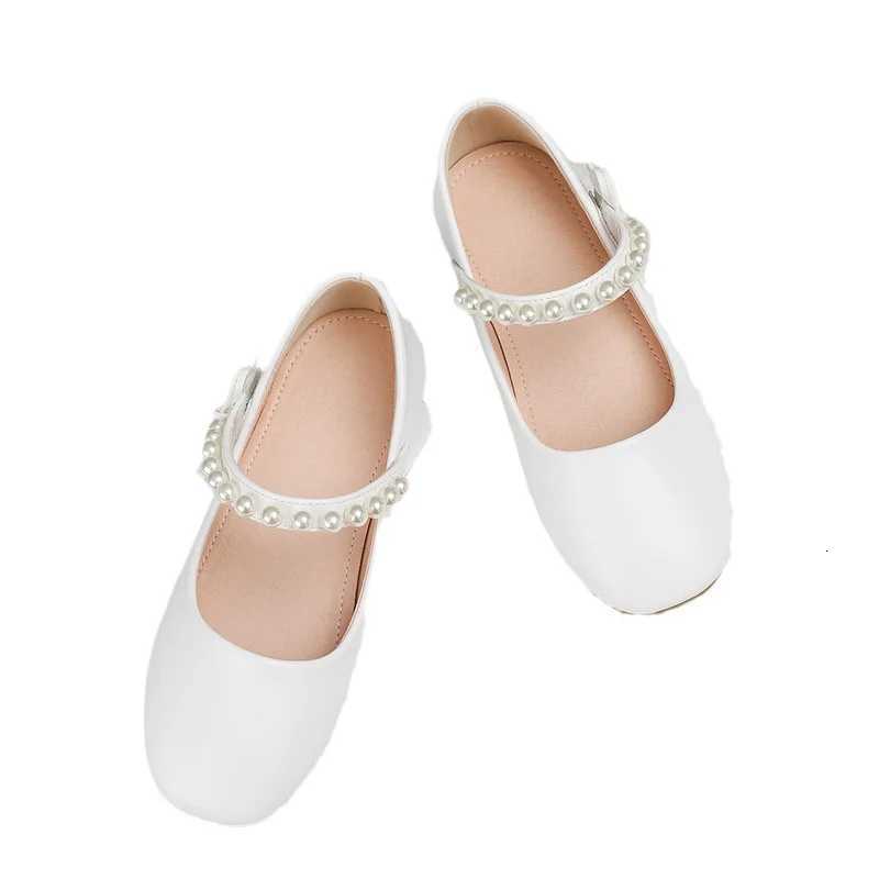 New Girls Leather Shoes Childrens Flat White Shoes Girls Flower Pearls Girls School Par Dress Shoes Boat Shoes 3 XJ250724