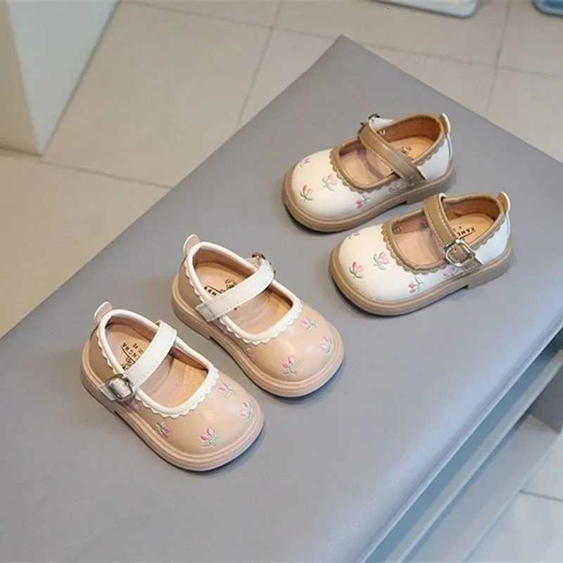 Spring Autumn Girls Soft Leather Shoes Embroidery Flower Princess Sweet Kids National Style Children Flat Mary Janes Dress Shoes XJ250724