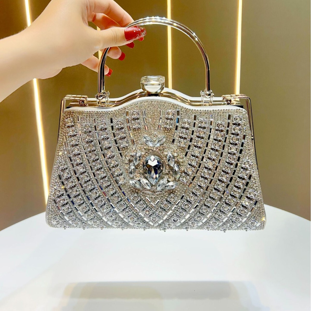 Designer New High-End Diamond-Studded Handbag Large Capacity Crossbody Evening Luxury Women's Bag