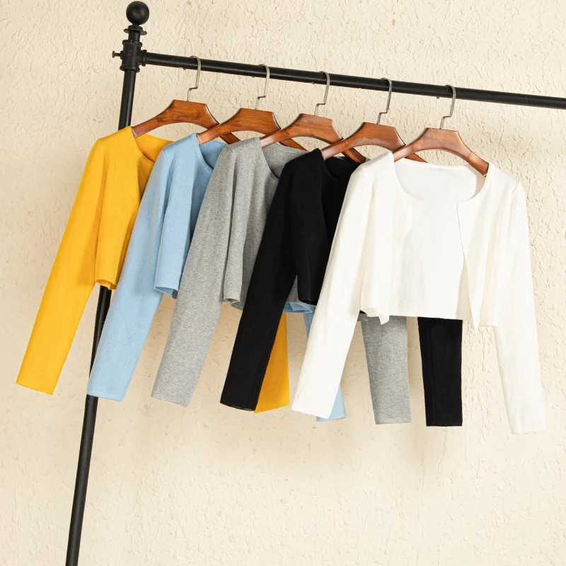 Black Cropped Knitted Sweater Korean Style Womens Coat Spring 2025 Long Sleeve Top Cardigan Female Clothing Blouses X250724