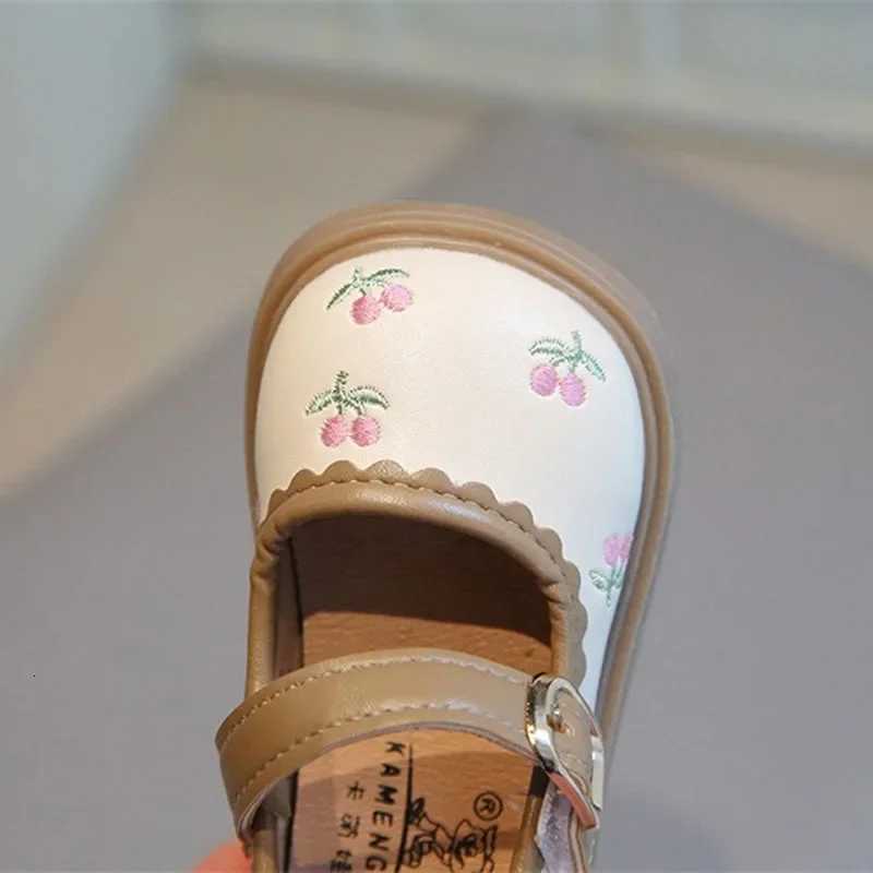 Spring Autumn Girls Soft Leather Shoes Embroidery Flower Princess Sweet Kids National Style Children Flat Mary Janes Dress Shoes XJ250724