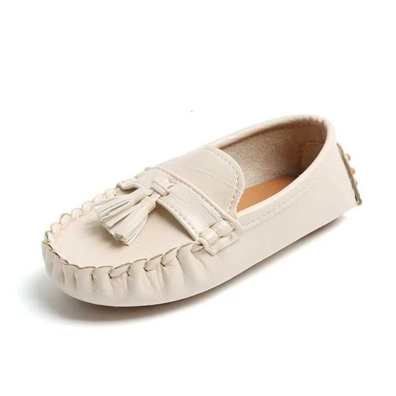 2025 Childrens Spring New Korean Edition Casual Bulltendon Soft Soled Bean Shoes for Boys and Girls Fashion Leather ShoesXJ250724
