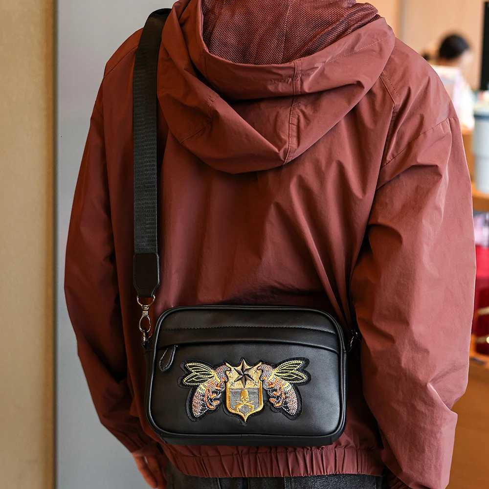 Bee Embroidery PU Mens Crossbody Shoulder Bag Cutting Sahels Waterproof PU Slide Men Bags Y250724