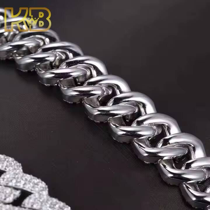 Moissanite Chain for China Manufacturer Whole Sale Available Stock Goods New Design Crystal Zirconia Moissanite Chain
