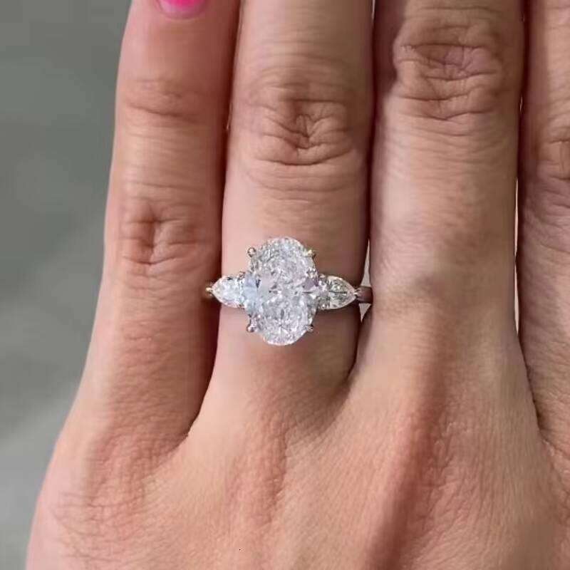 Three Stones Rings in 10k/14K/ Gold VVS Moissanite Dia Fine Jewelry for Women Engagement Wedding Part Gift Custom