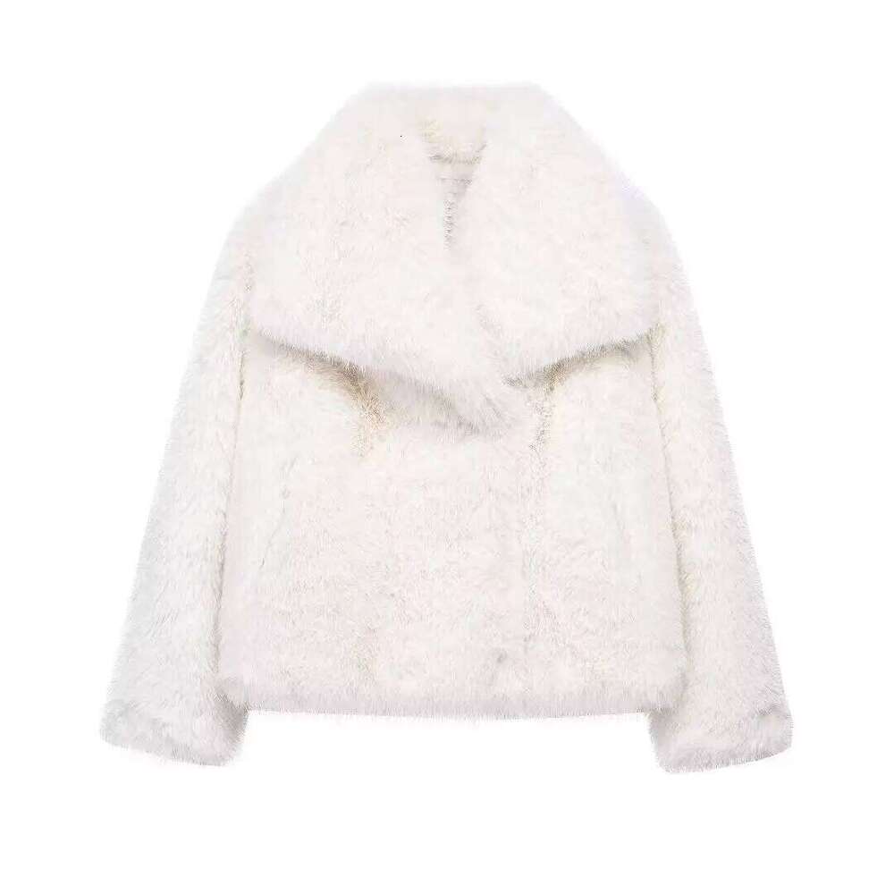 White Faux Coat 2024 Woman New In Coats Autumn Winter Fur Plush Fluffy Jacket Warm Red Gray Black Outerwears