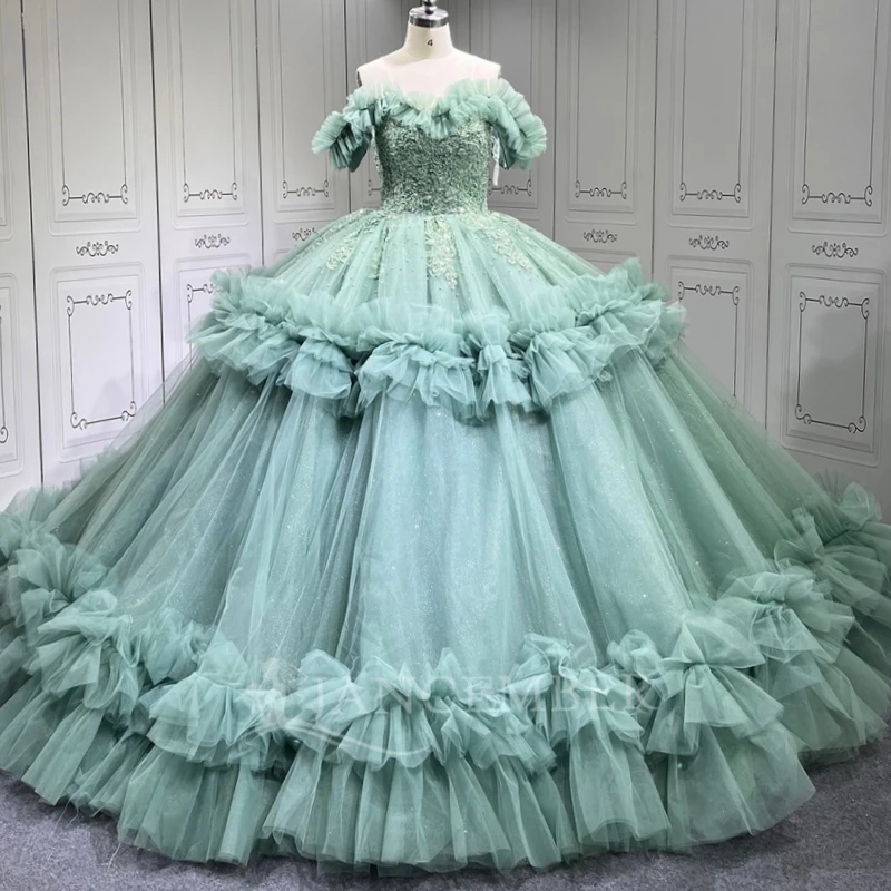 Mint Green Shiny Quinceanera Dresses Off Shoulder Ball Gown Sweet 16 Dress Applique Beading Tiered Tull Birthday Party Vestidos 15 Anos