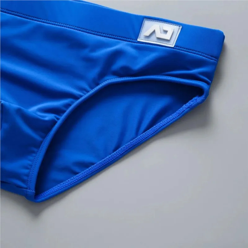 Addicted Mens swimming trunks with low waist sexy big antiembarrassing quickdrying young mens sports briefs 250717