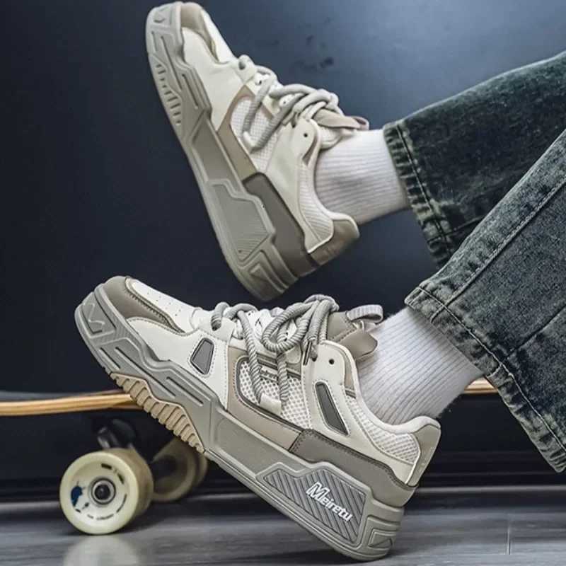 New Mens Sneakers Fi Street Skateboard Shoes Designer Platform Casual Shoes for Men Luxury Tennis Shoes Mens Sneakers XJ250725