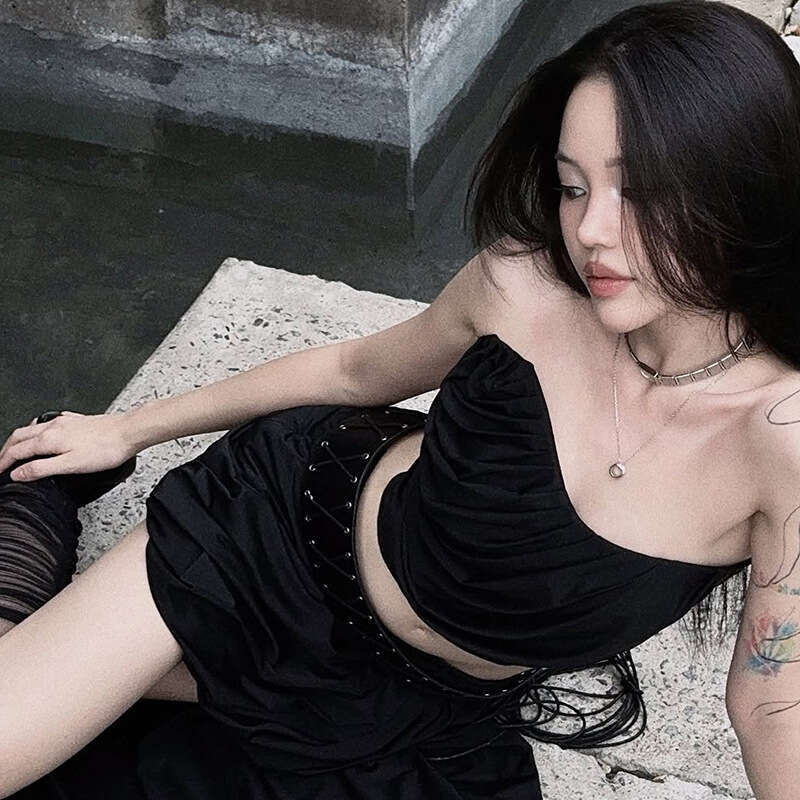 2025 Spring New Women's Solid Color Slim Fit Tube Top Vest Fashion Low Waist Skirt Set e76