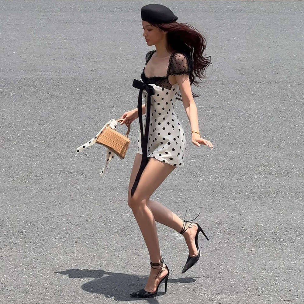 2025 Summer New Hot Girl Polka Dot Design Pure Desire Bow Waist Slim Fit Trendy Short Skirt for Women 44c