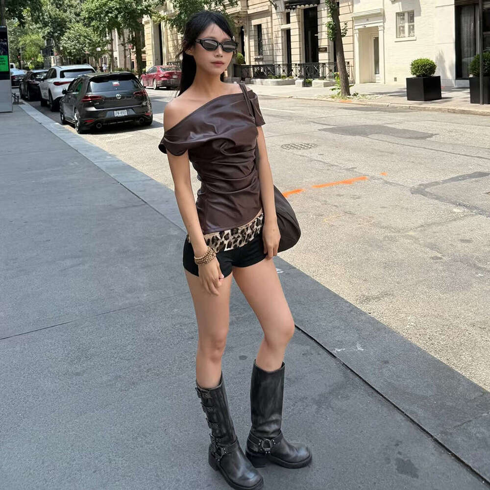 2025 Summer New PU Asymmetrical Off-Shoulder Tube Slim Fit Elegant Trendy Versatile Women's Top 503