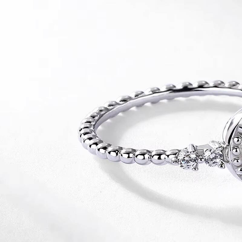 Brilliant Cut Moissanite Diamond and Sterling Silver Jewelry Rings 5A CZ Womens Wedding Engagement Ring Gift