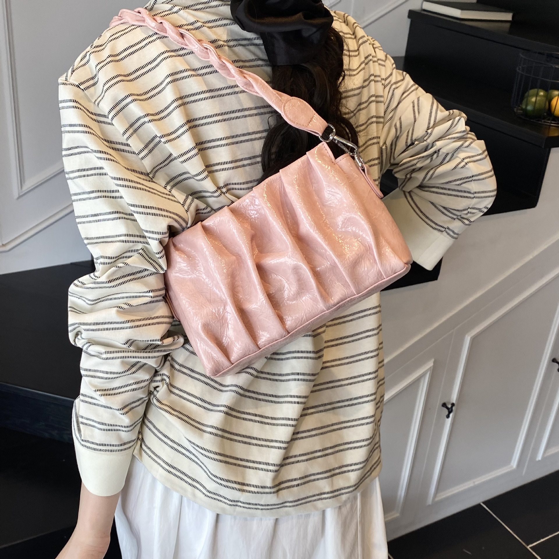 Luxury Brand Designer Bag Korean Style Pleated Cloud Bag Woven Trendy Original Design Underarm Bag Fashionable European And American Hot Girl Single S