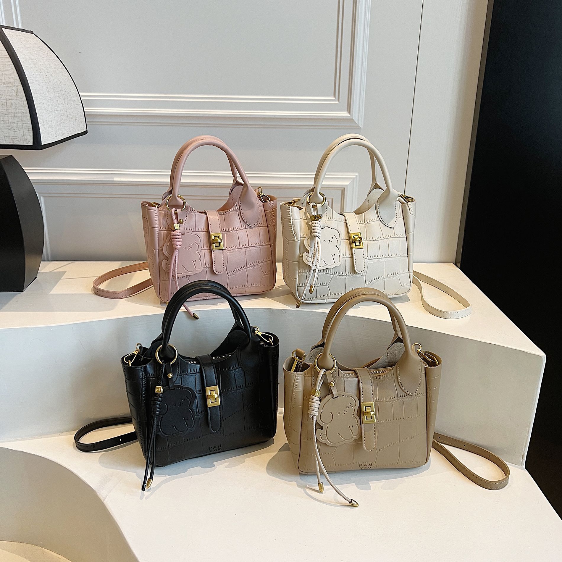 Luxury Brand Designer Bag High-End Bag For Women 2025 New Trend Lychee Pattern Basket Handbag Versatile Tote Bag Shoulder Crossbody Bag